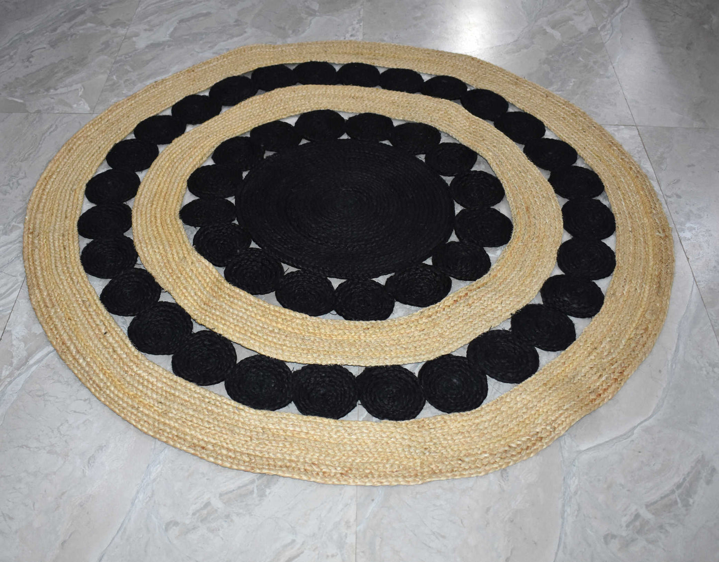 Ripaz Vogue - Floor Carpet Natural Jute Hand Braided Latest Design Area Rug, Round, Beige & Black