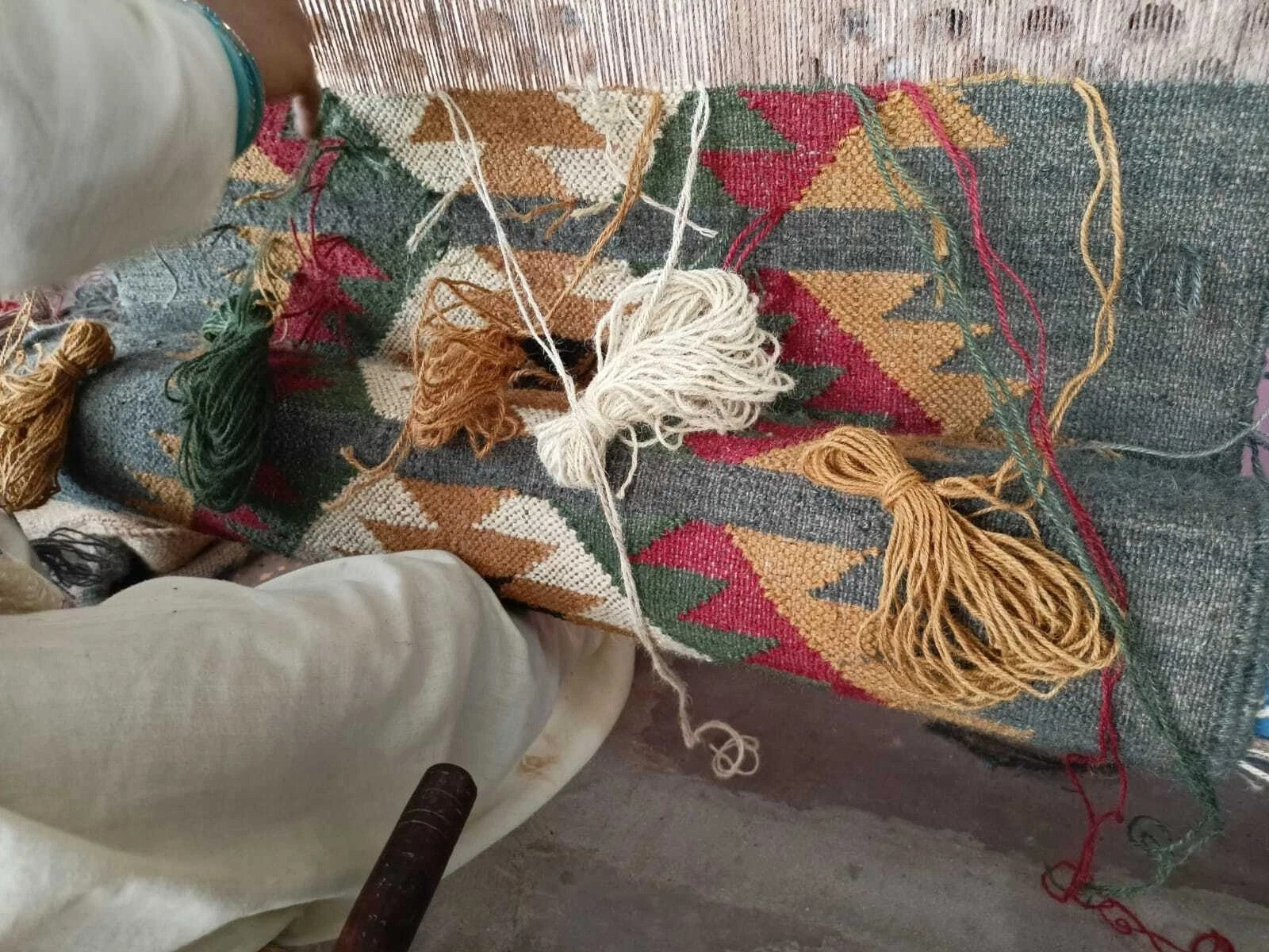 Wool Jute Rug Kilim Traditional Rustic Look Dhurrie Living Room Bedroom Carpet (KLM-36)