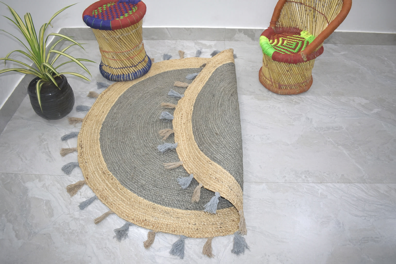 Ripaz Vogue - Tapis rond en jute tressé à la main aspect rustique beige avec bordure jaune 