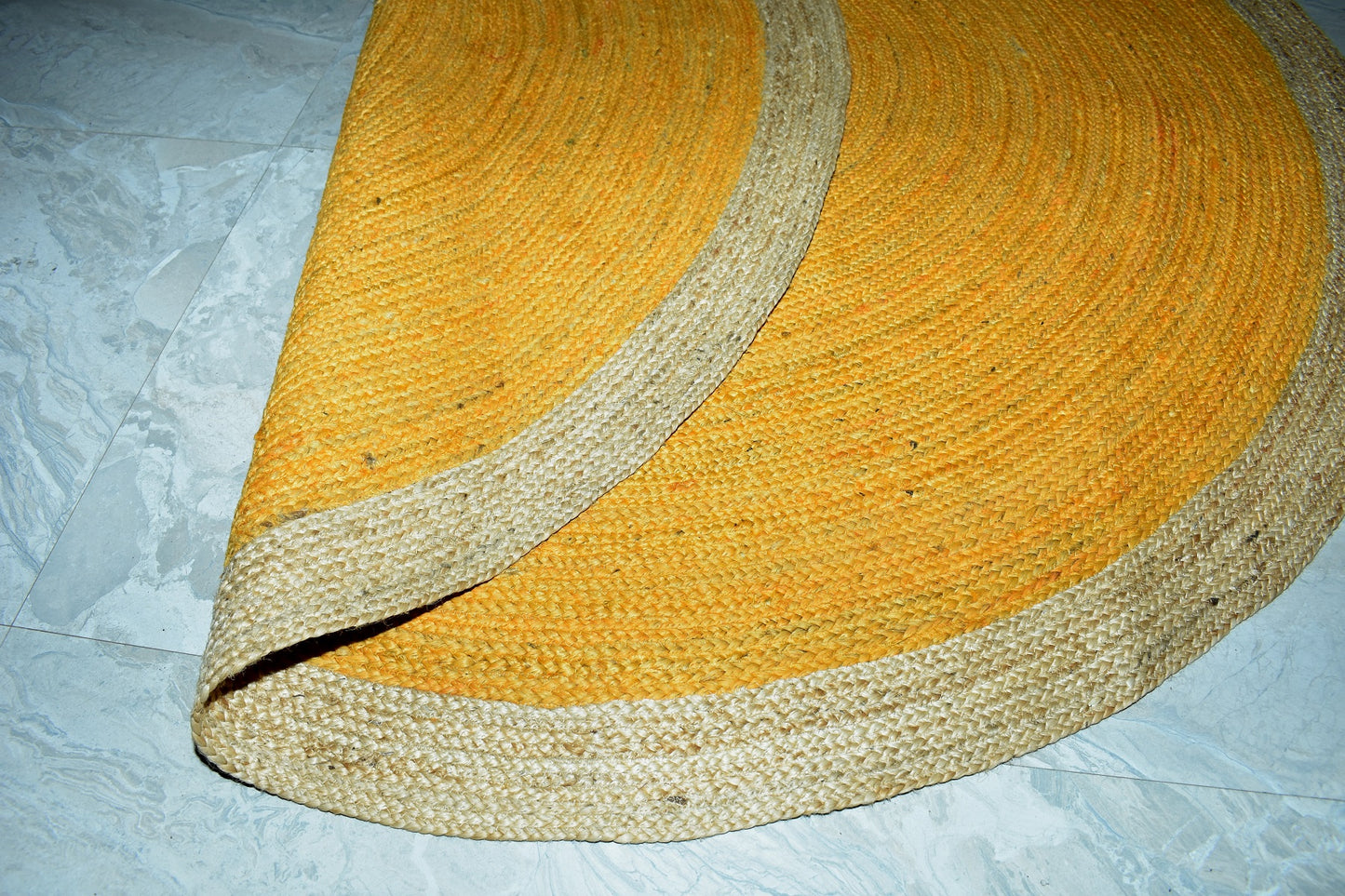 Round Jute Rug – Rustic Hand Braided Natural Fiber Rug for Living Room