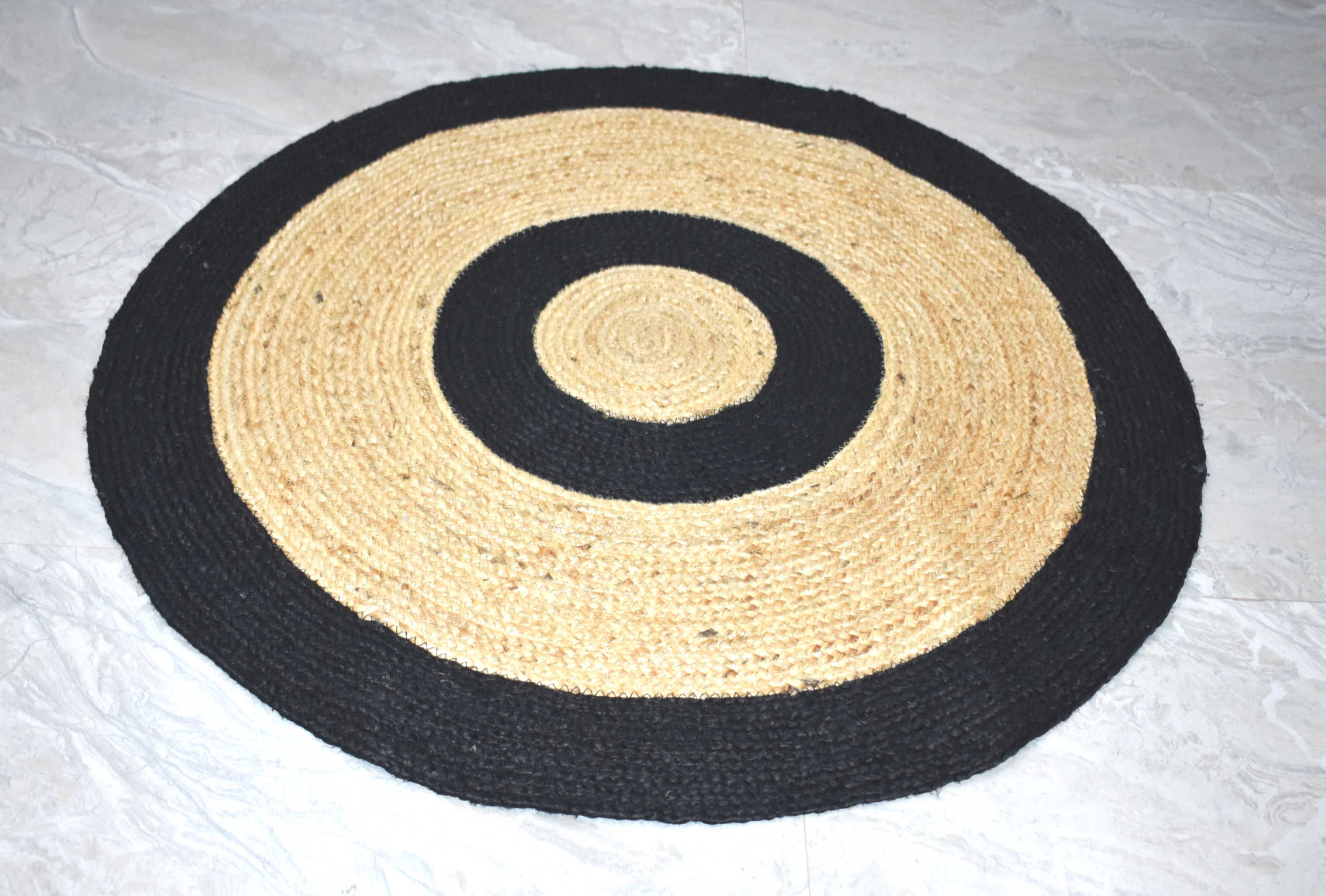 Ripaz Vogue - Tapis rond en jute tressé à la main aspect rustique beige avec bordure jaune 