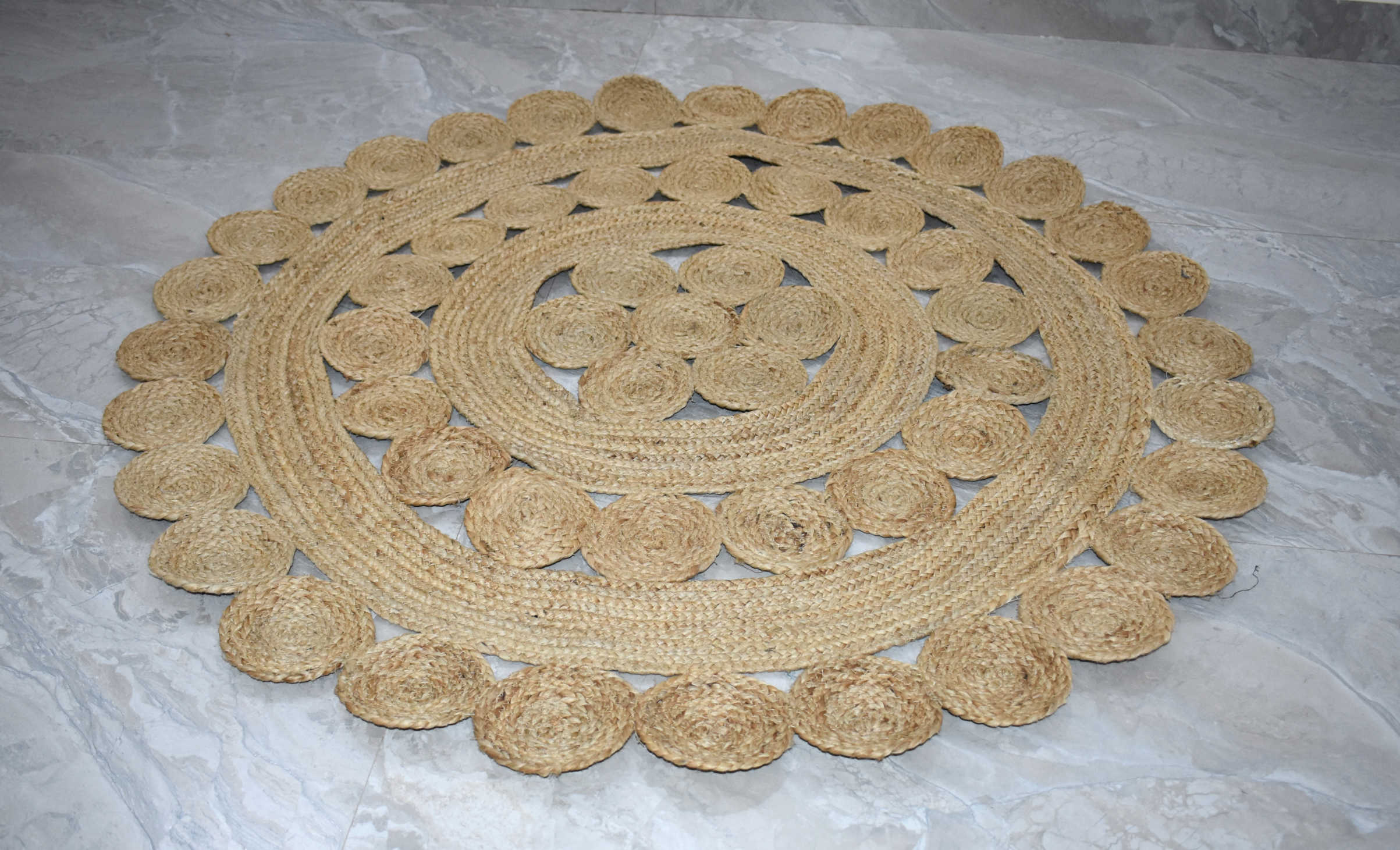 Ripaz Vogue - Tapis rond en jute tressé à la main aspect rustique beige avec bordure jaune 