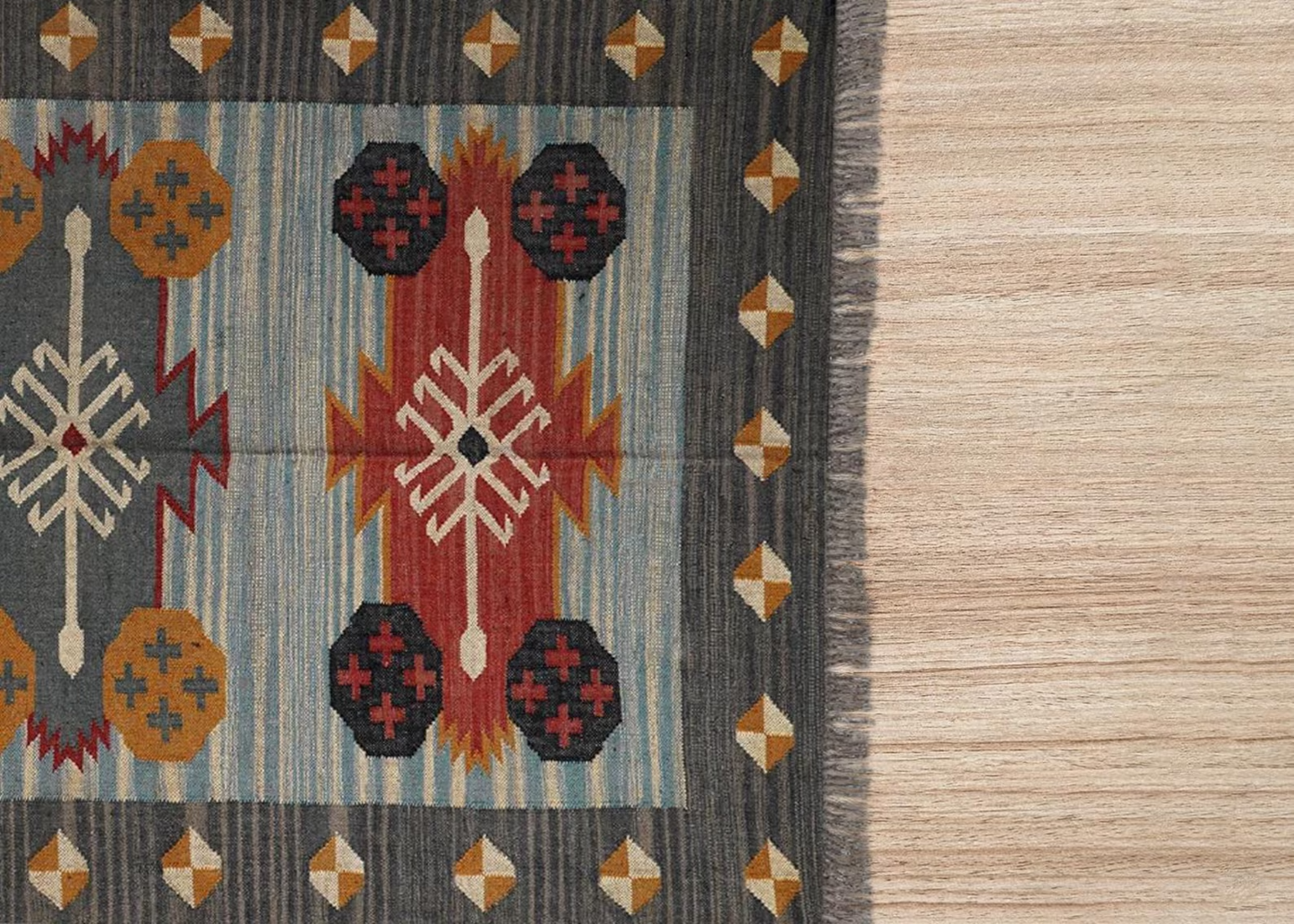 Tapis rectangulaire en jute naturel tressé à la main Ripaz pour décoration intérieure 