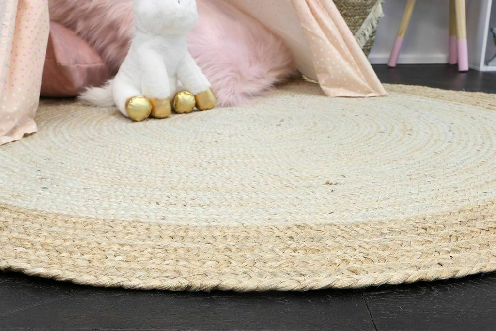 Ripaz Vogue - Tapis rond en jute tressé à la main aspect rustique blanc avec bordure beige 